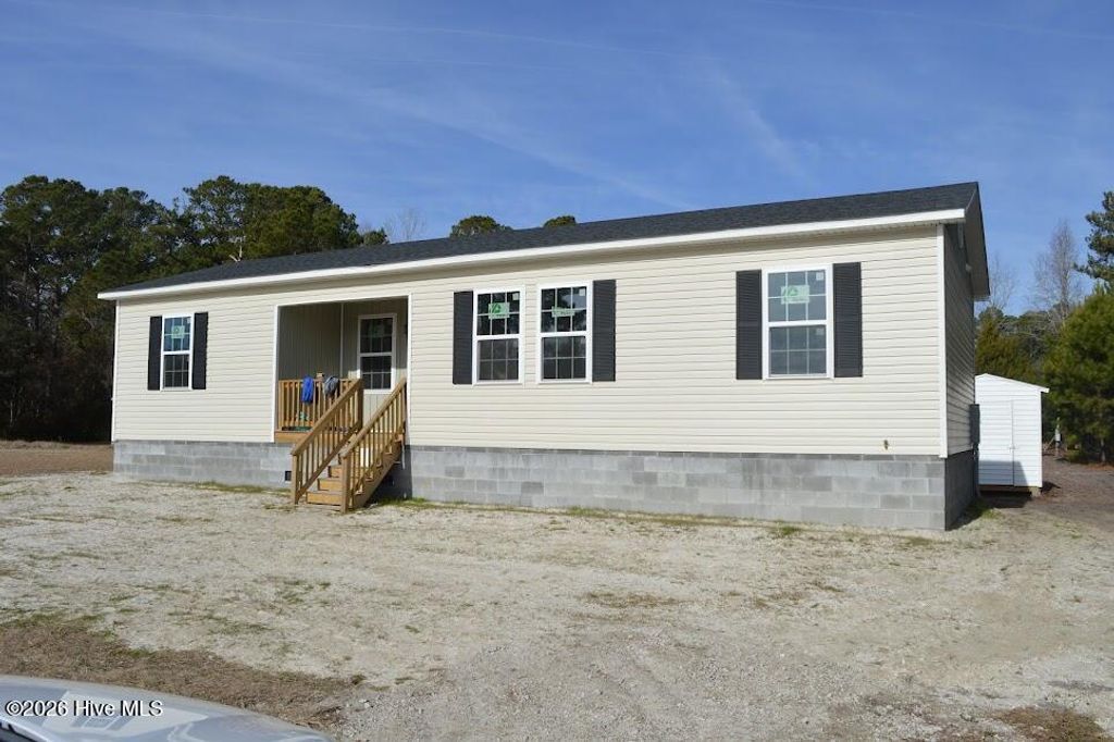 Photo of 2335 Mill Creek Road, Newport, NC 28570 (MLS # 100556368)