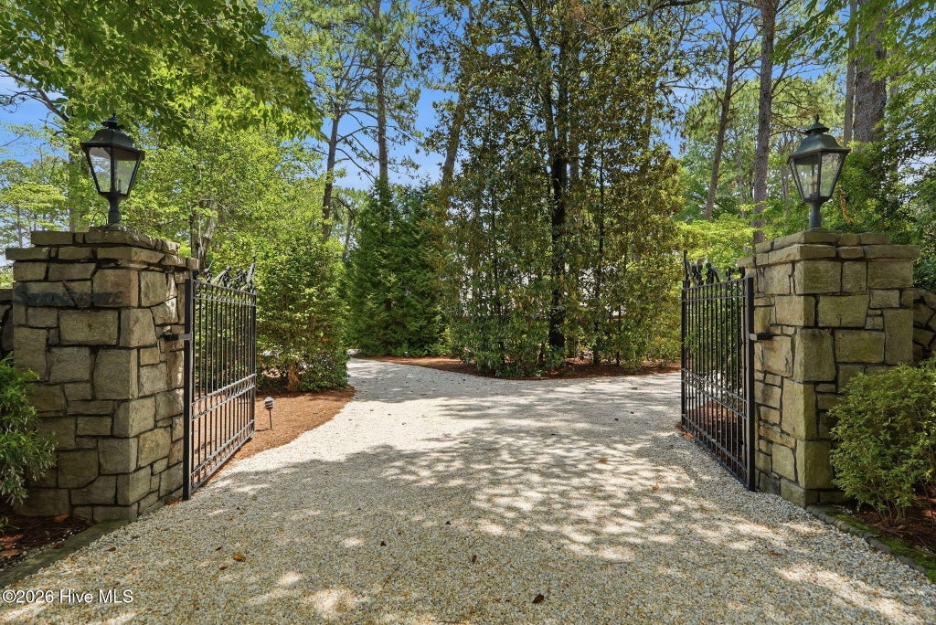 Photo of 60 Lake Dornoch Drive, Pinehurst, NC 28374 (MLS # 100602153)