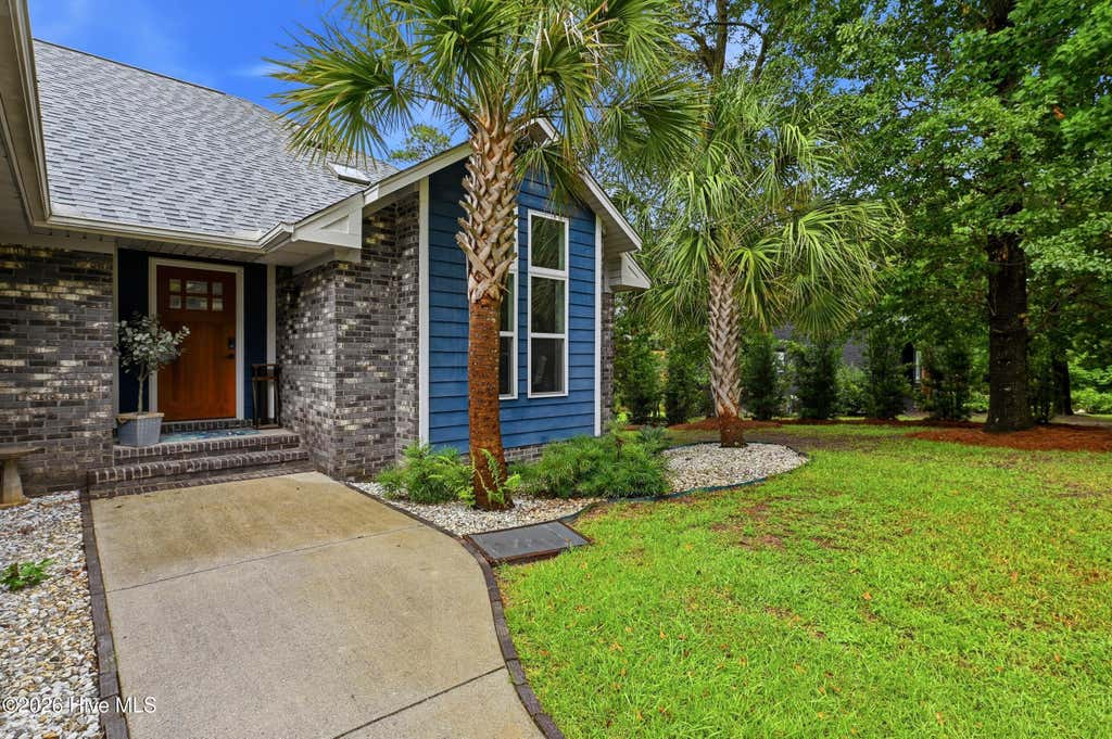 Photo of 629 Hughes Road, Hampstead, NC 28443 (MLS # 100594241)