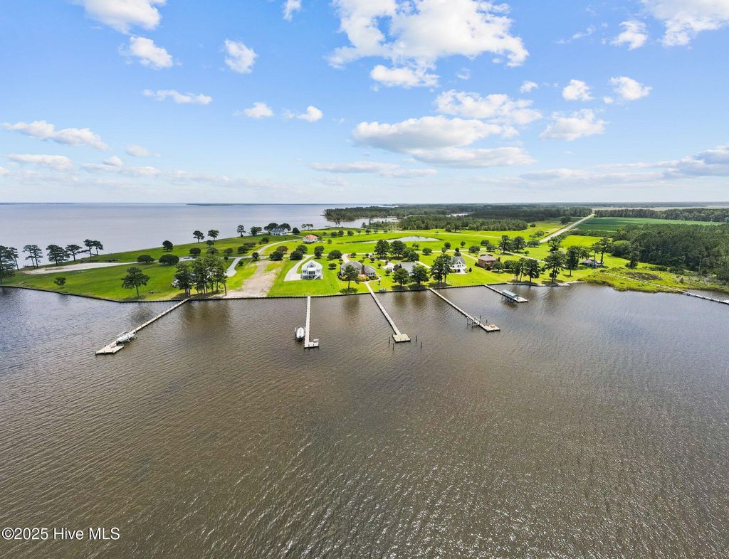 Photo of 42 River Drive, Belhaven, NC 27810 (MLS # 100511436)