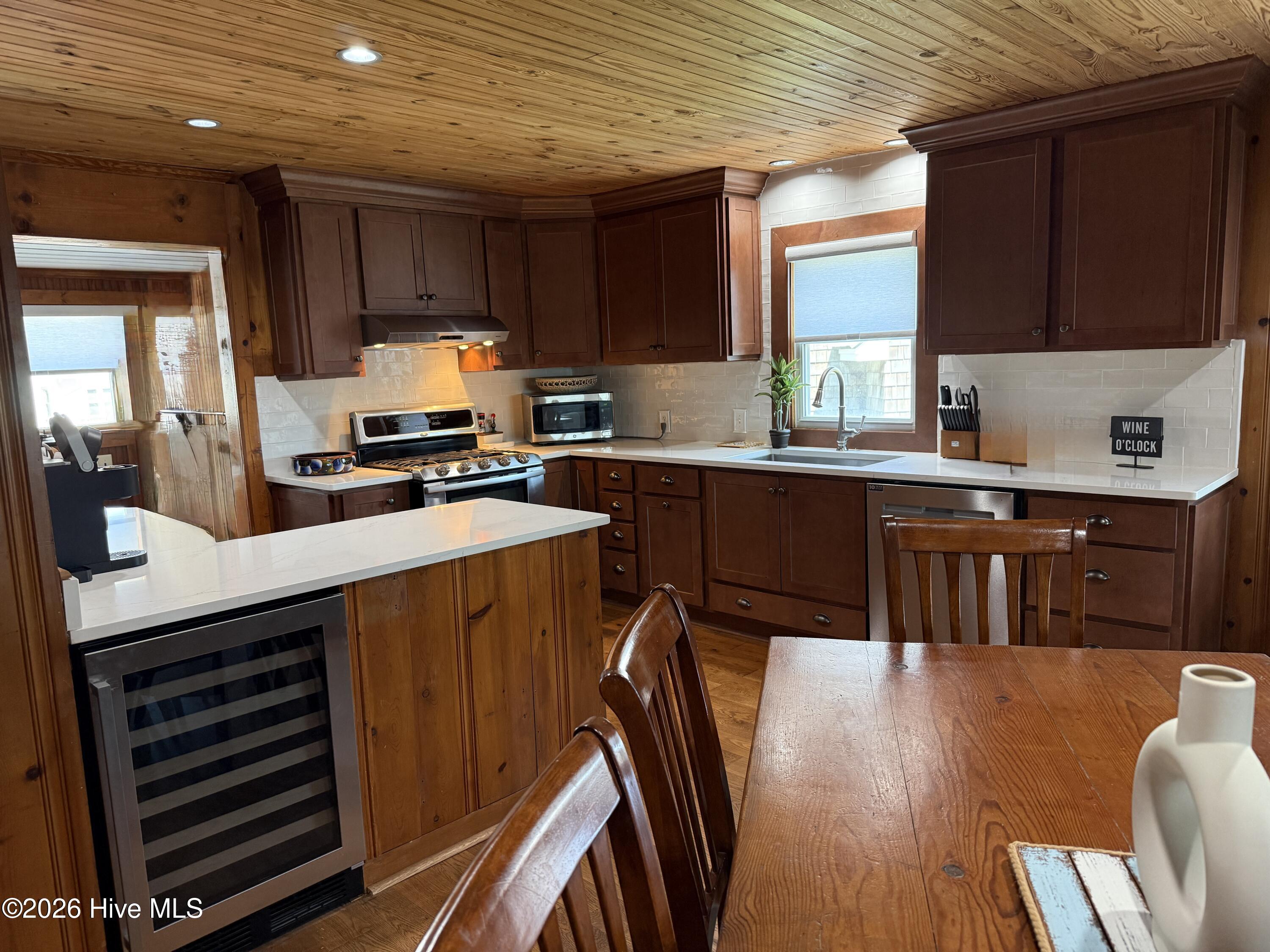 202 W Atlantic Boulevard