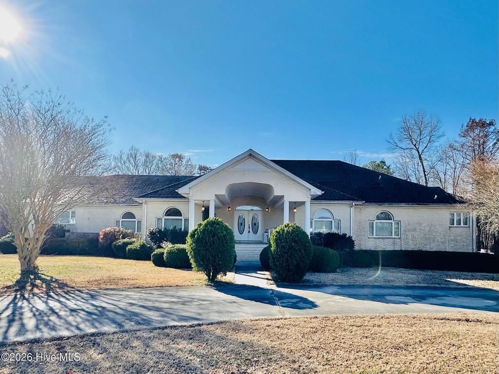 Photo of 152 Shady Oak Drive, Hertford, NC 27944 (MLS # 100556233)