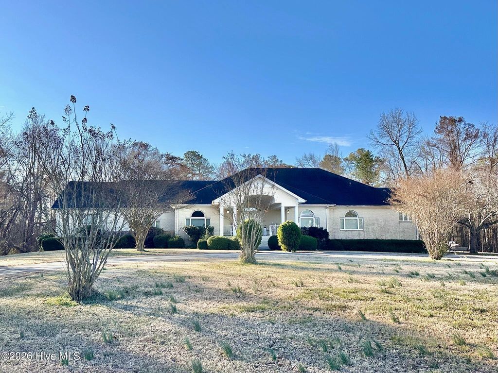 Photo of 152 Shady Oak Drive, Hertford, NC 27944 (MLS # 100556233)