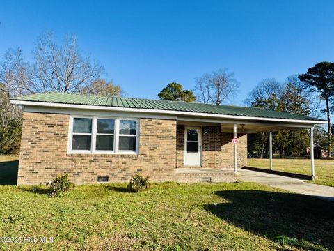 Homes For Sale - 208 Sterling Drive<br/> Plymouth, NC 27962