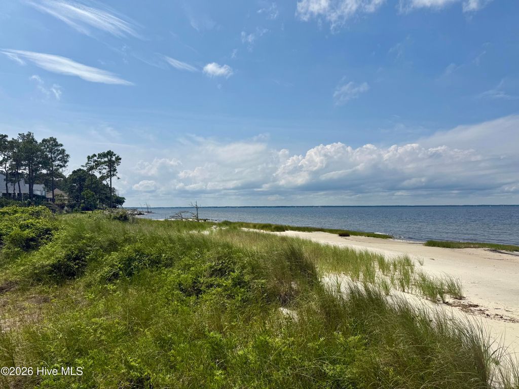 Photo of 558 Sandy Point Drive, Beaufort, NC 28516 (MLS # 100547154)