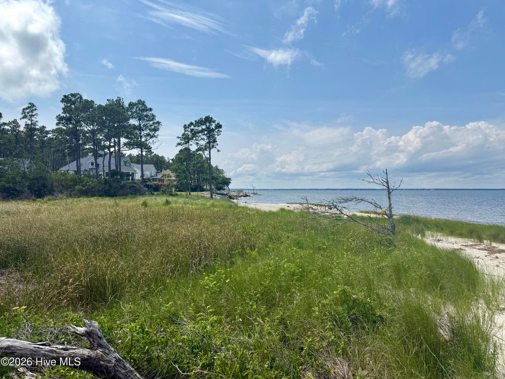Photo of 558 Sandy Point Drive, Beaufort, NC 28516 (MLS # 100547154)