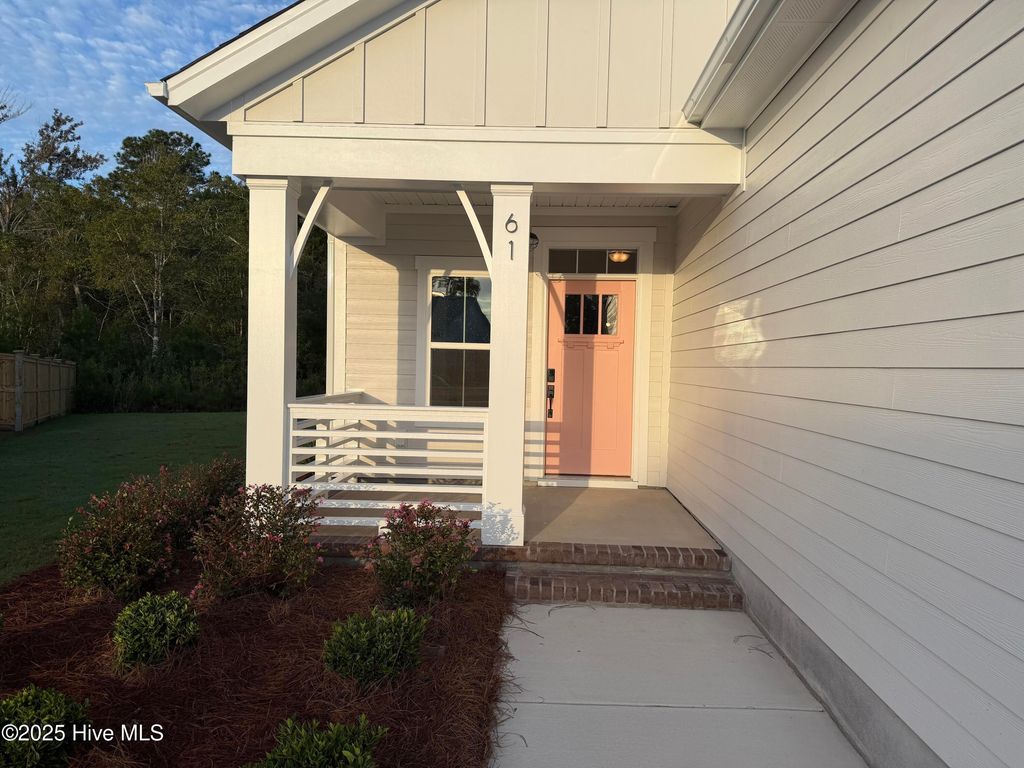 Photo of 61 N Flicker Meadow, Hampstead, NC 28443 (MLS # 100521682)