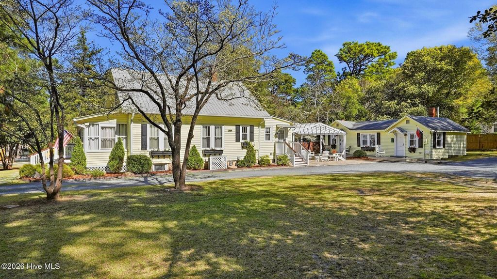 Photo of 745 N May Street, Southern Pines, NC 28387 (MLS # 100561615)