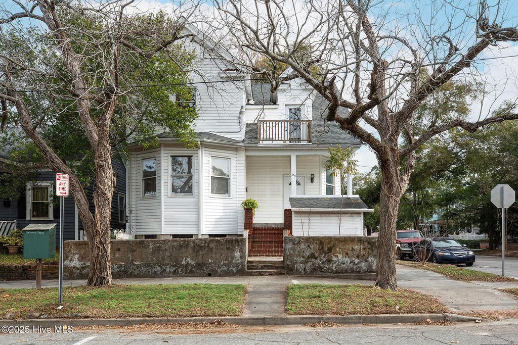 Photo of 129 S 8th Street, Wilmington, NC 28401 (MLS # 100544261)