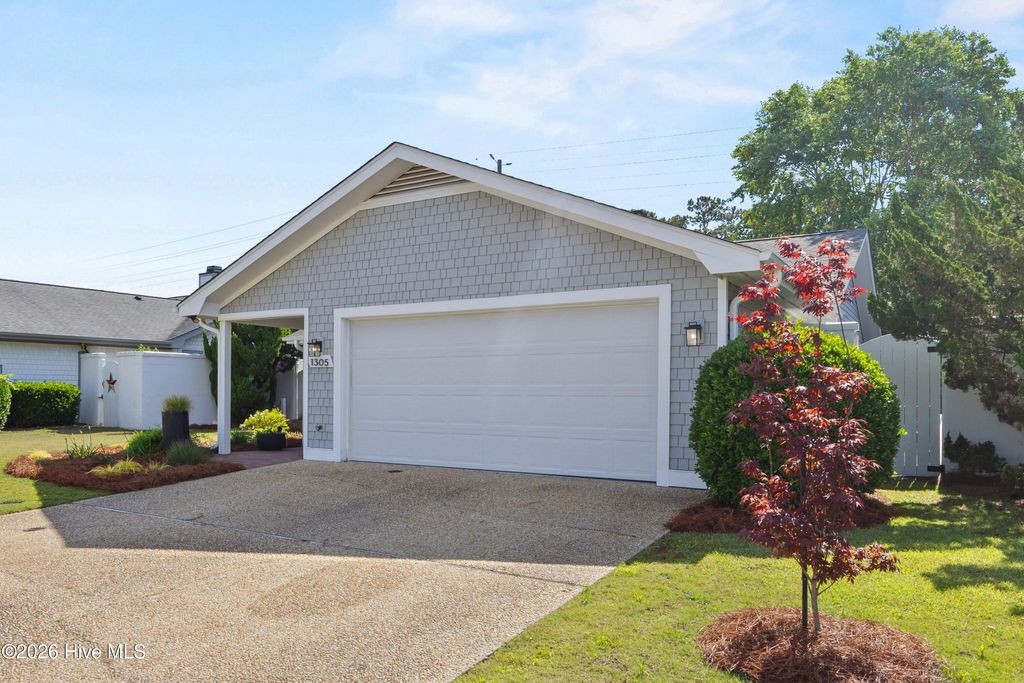 Photo of 1305 Portside Drive, Wilmington, NC 28405 (MLS # 100576005)