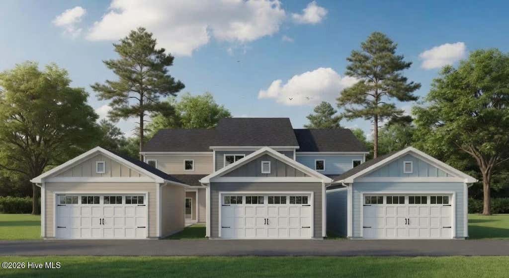 Photo of 213 Chatuge Lake Lane, Aberdeen, NC 28315 (MLS # 100598393)