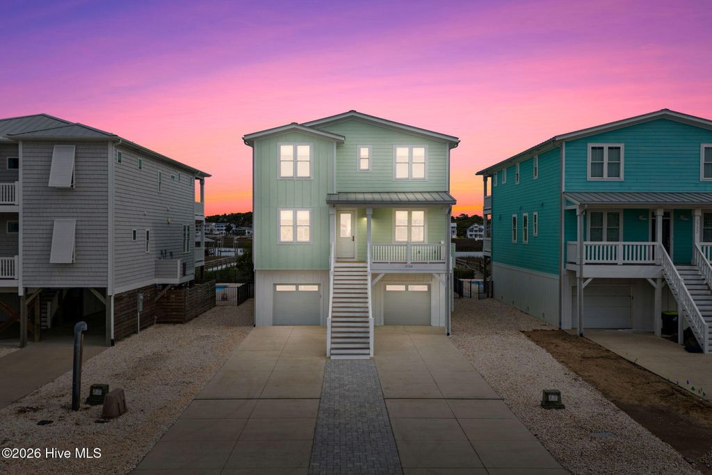 Photo of 2724 W Pelican Drive, Oak Island, NC 28465 (MLS # 100564360)