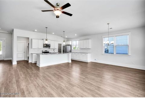 Tiny photo for 304 Edgewater Way, Surf City, NC 28445 (MLS # 100566526)