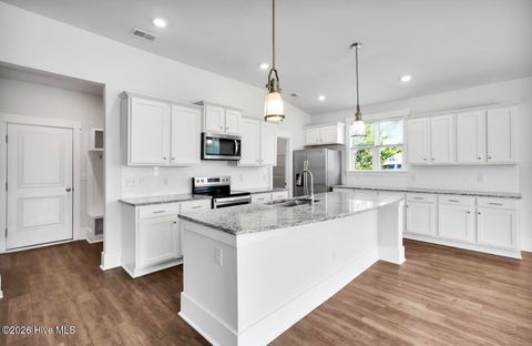 Tiny photo for 304 Edgewater Way, Surf City, NC 28445 (MLS # 100566526)