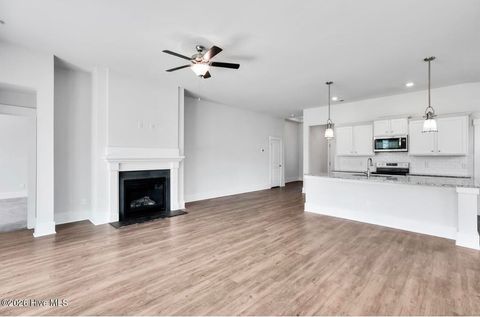 Tiny photo for 304 Edgewater Way, Surf City, NC 28445 (MLS # 100566526)
