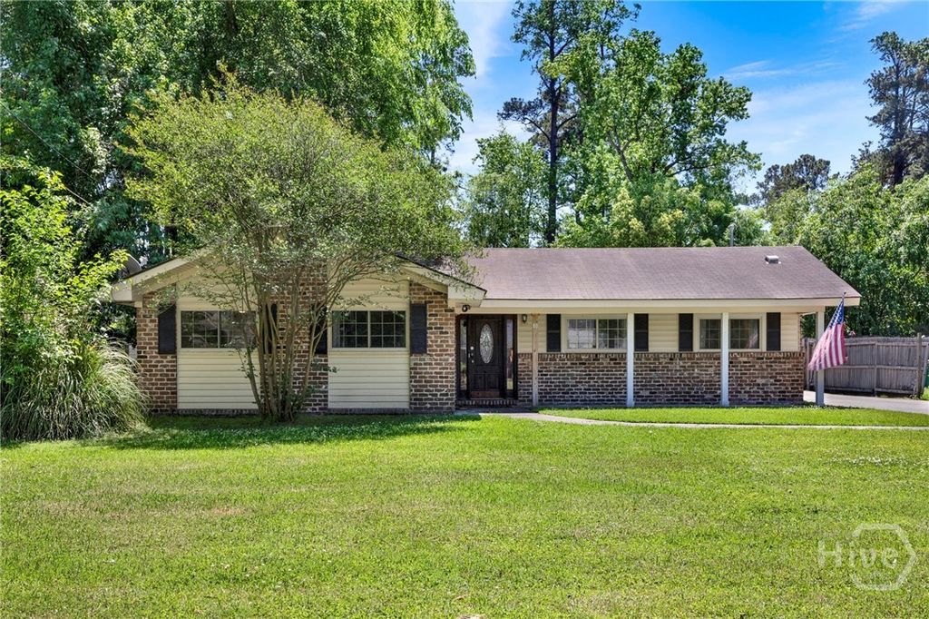 Photo of 69 Lynn Drive, Garden City, GA 31408 (MLS # SA353889)