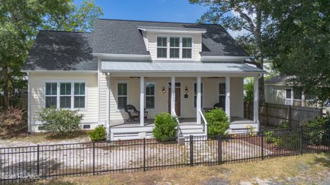 311 College Street Southport NC 28461