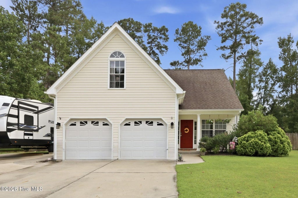 Photo of 413 Lafitte Way, New Bern, NC 28560 (MLS # 100600044)