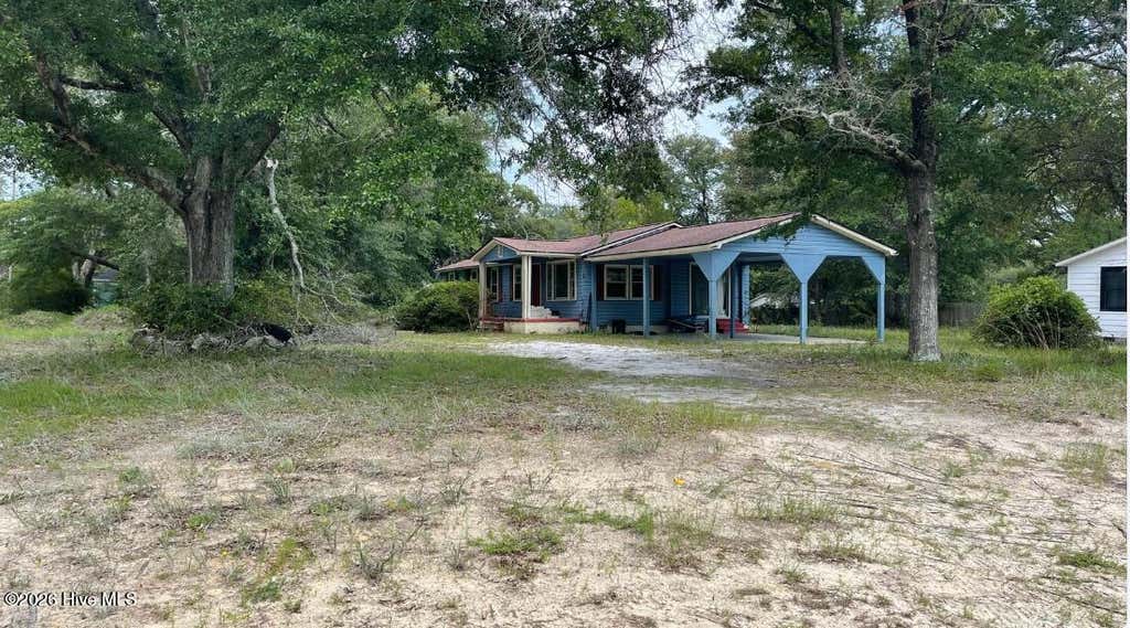 Photo of 415 W Owens Street, Southport, NC 28461 (MLS # 100599405)