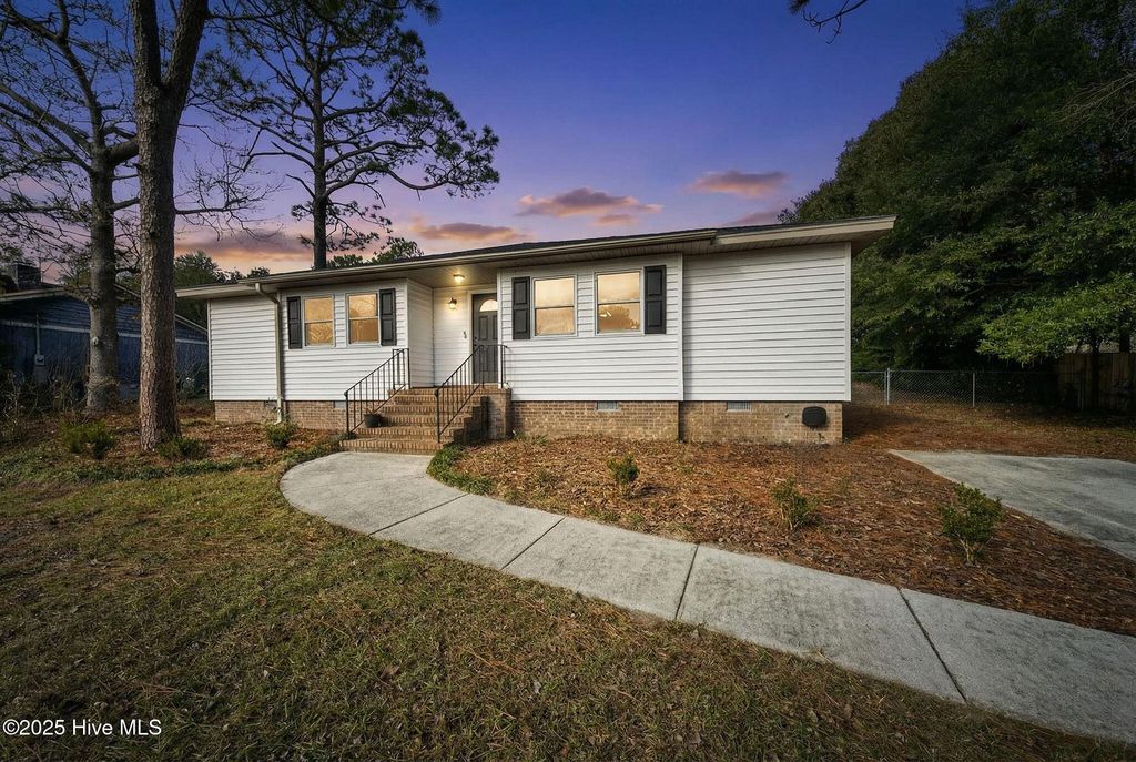 Photo of 4930 Tanbark Drive, Wilmington, NC 28412 (MLS # 100544071)