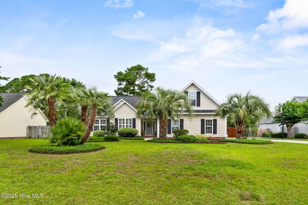 Photo of 4809 W Grove Drive, Wilmington, NC 28409 (MLS # 100552310)
