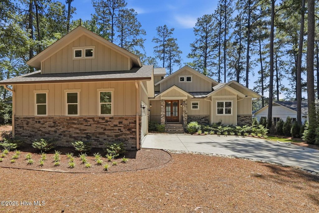 Photo of 65 Lakeview Drive, Whispering Pines, NC 28327 (MLS # 100575282)
