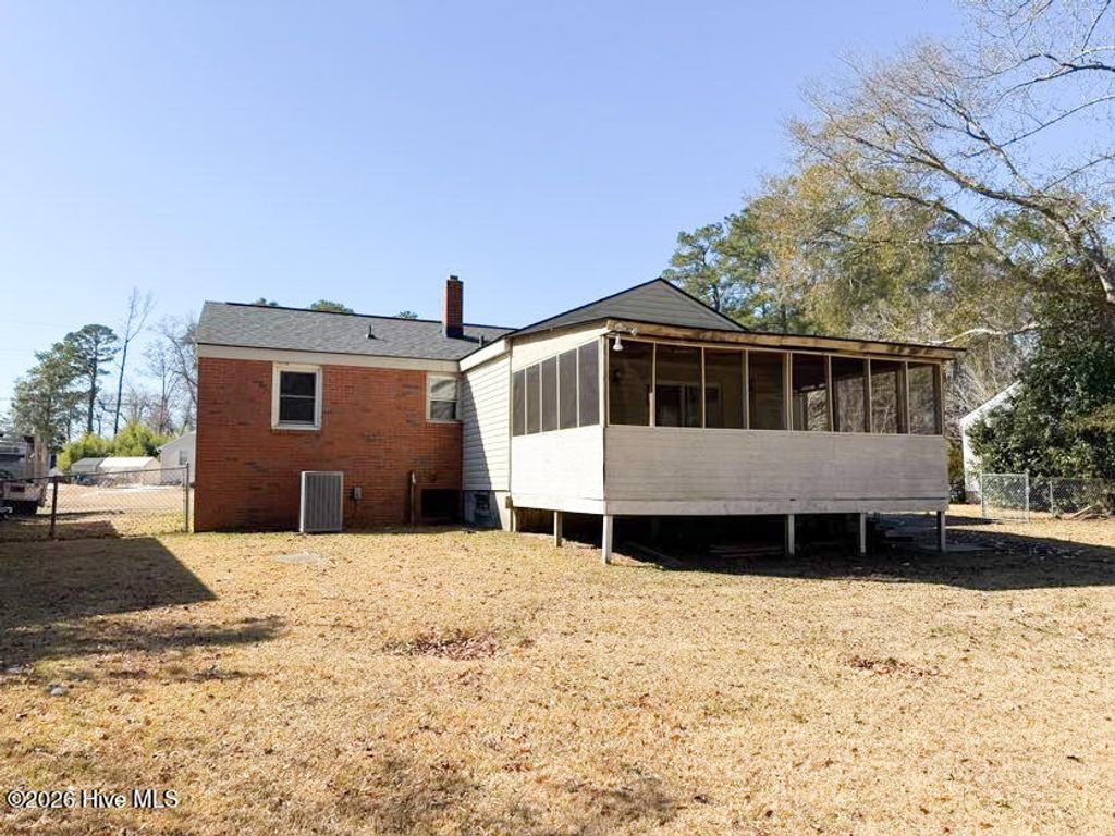 Photo of 308 Woodhaven Drive, Jacksonville, NC 28540 (MLS # 100554283)