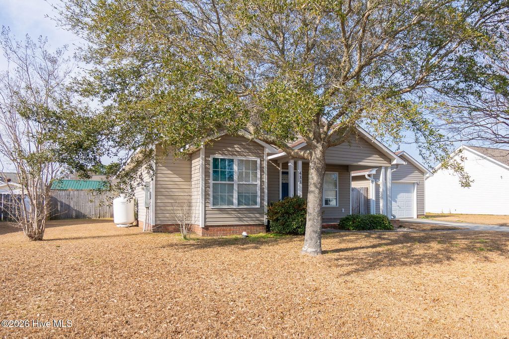 Photo of 433 Meeting Street, Beaufort, NC 28516 (MLS # 100549307)