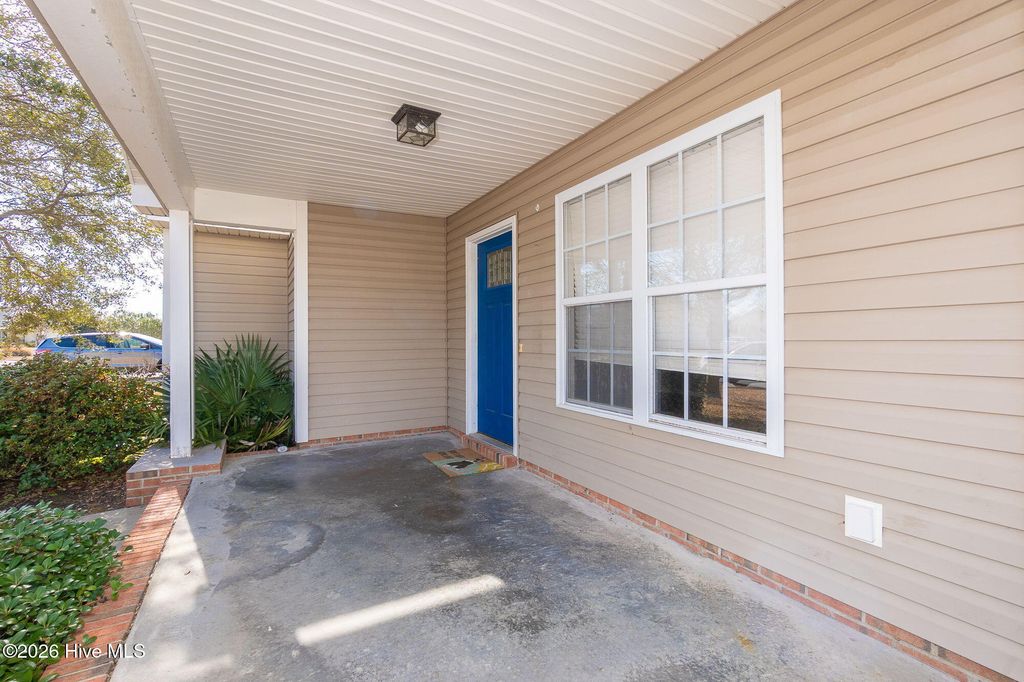 Photo of 433 Meeting Street, Beaufort, NC 28516 (MLS # 100549307)