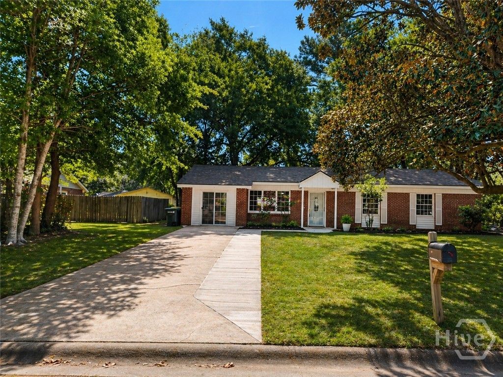 Photo of 128 Paradise Drive, Savannah, GA 31406 (MLS # SA354696)