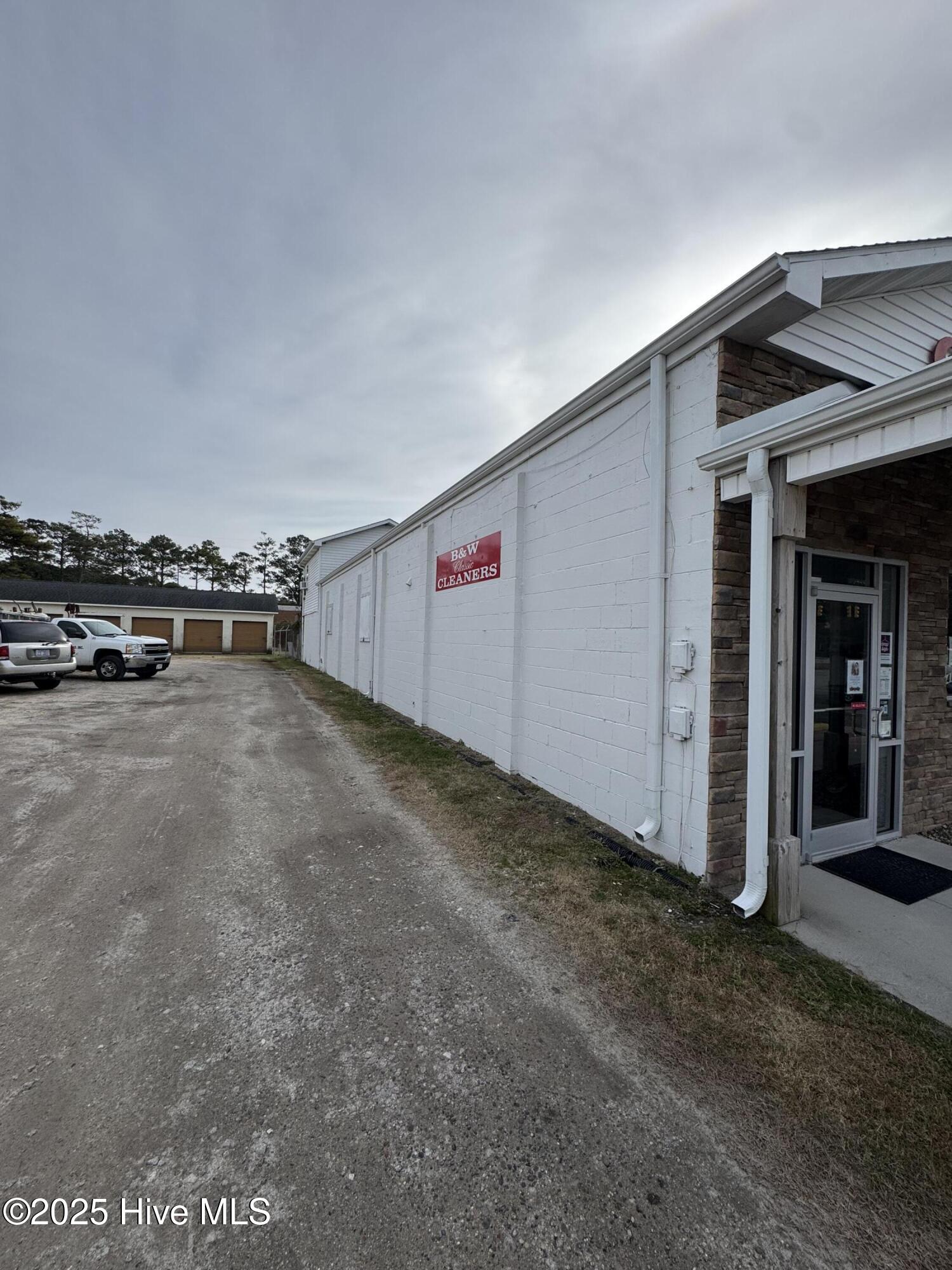 1412 Live Oak Street