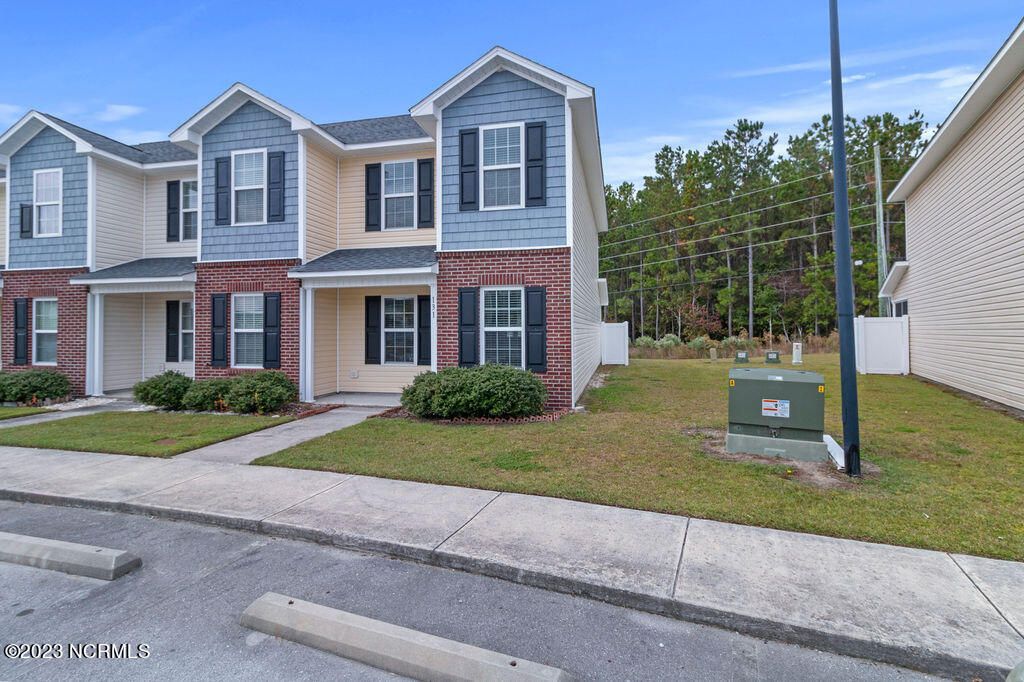 Photo of 131 Glen Cannon Drive, Jacksonville, NC 28546 (MLS # 100589586)