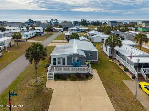 Mobile Home For Sale - 201 Snow Goose Lane<br/> Carteret County, Newport, NC 28570