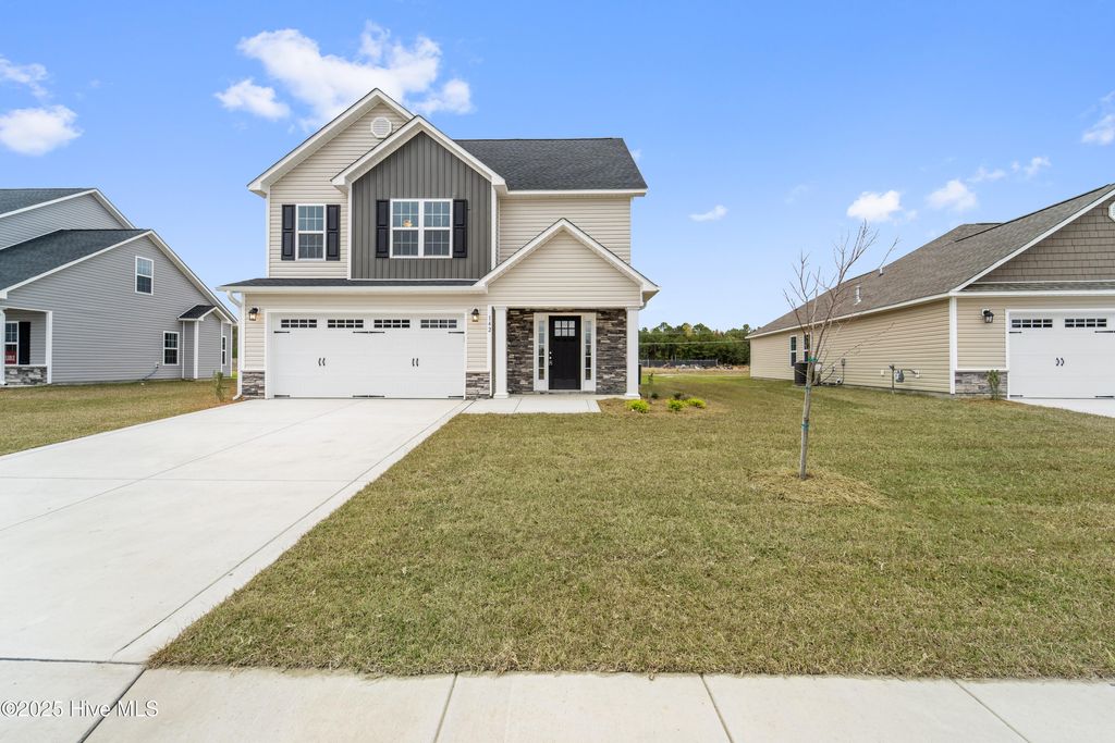 Photo of 142 Sanctuary Street, Jacksonville, NC 28546 (MLS # 100502938)