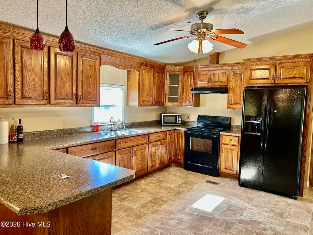 Photo of 12340 Ridgewood Circle, Laurinburg, NC 28352 (MLS # 100562410)