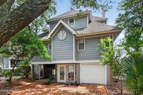 Homes For Sale - 121 N Bald Head Wynd #UNIT 4<br/> Brunswick County, Bald Head Island, NC 28461