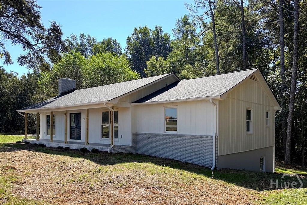 Photo of 1230 Astondale Road, Bishop, GA 30621 (MLS # CL366492)