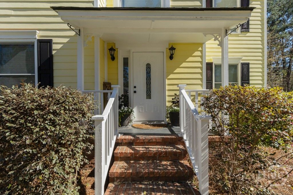 Photo of 104 Longwood Drive, Savannah, GA 31405 (MLS # SA350241)