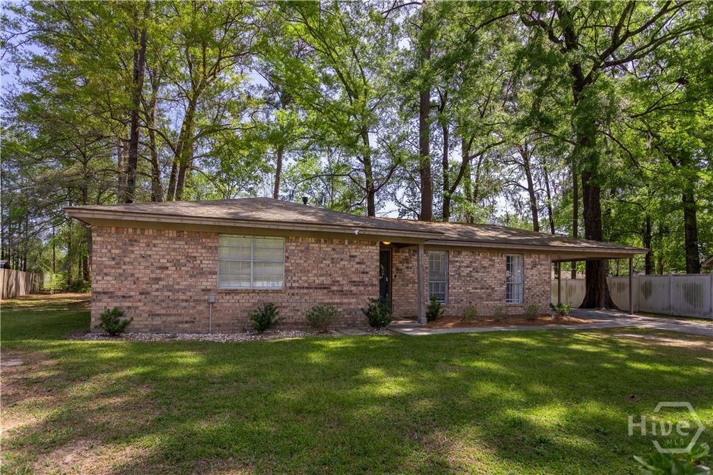Photo of 216 Pinecrest Place, Pooler, GA 31322 (MLS # SA352049)