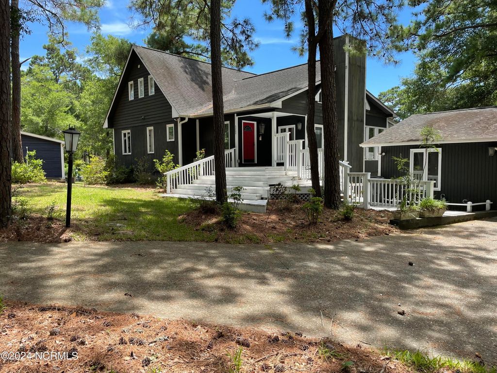 Photo of 3209 Island Drive SE, Bolivia, NC 28422 (MLS # 100560812)