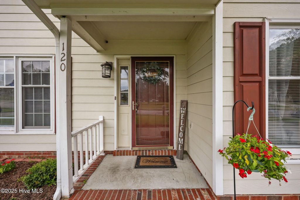 Photo of 120 Winthrope Way, Jacksonville, NC 28546 (MLS # 100546083)