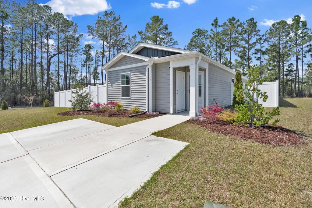 Photo of 1791 Penelton Court SE, Bolivia, NC 28422 (MLS # 100563987)