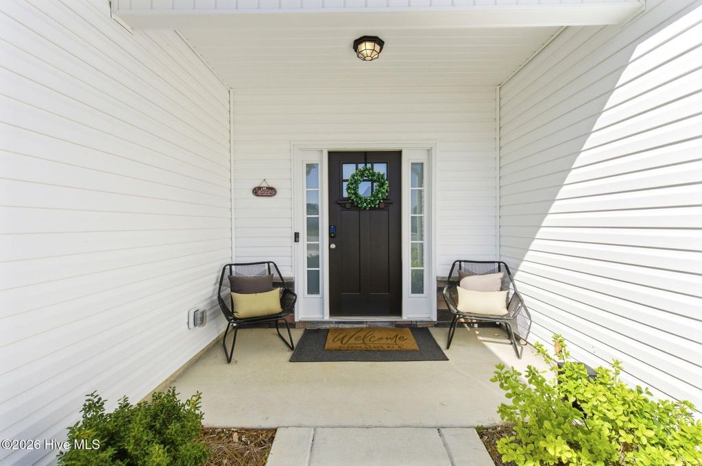 Photo of 234 Lookout Lane, Sneads Ferry, NC 28460 (MLS # 100563255)