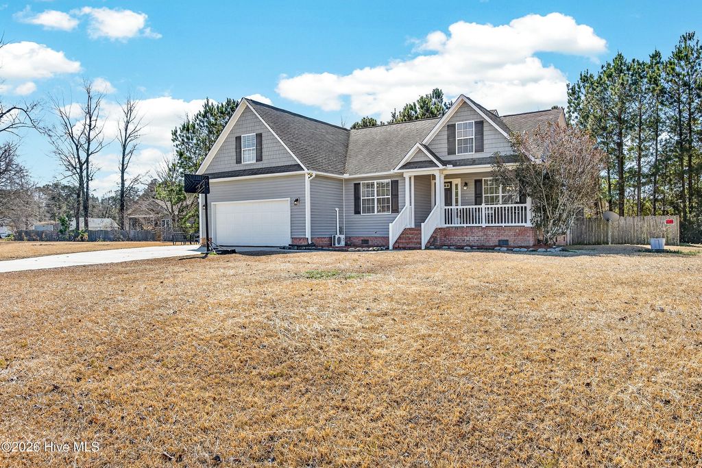 Photo of 105 Mickey Court, New Bern, NC 28562 (MLS # 100556818)