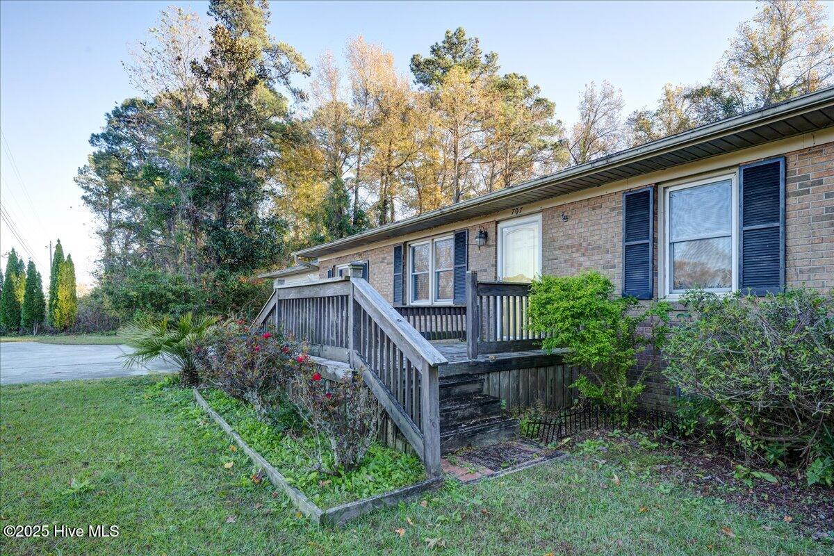 707 Clermont Road