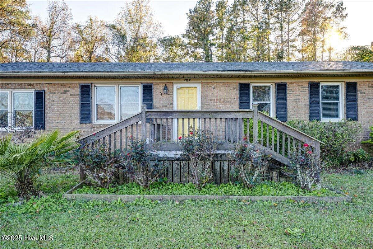 707 Clermont Road