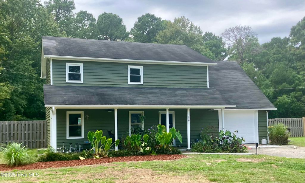 Photo of 119 Mcdougald Drive, Castle Hayne, NC 28429 (MLS # 100533517)