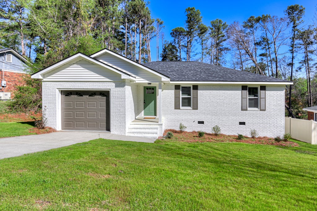 Photo of 2952 Bridgeport Drive, Augusta, GA 30909 (MLS # 98250746)