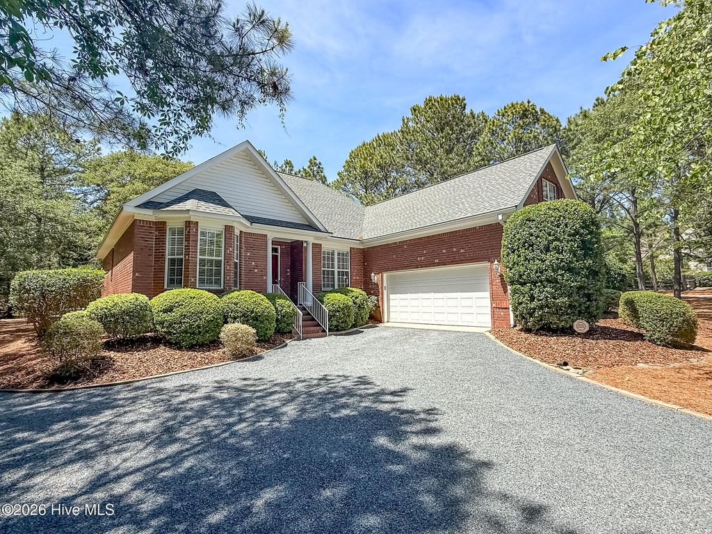 Photo of 150 Diamondhead Drive S, Pinehurst, NC 28374 (MLS # 100575010)