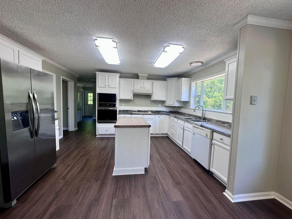 Photo of 4065 Ruffin Road, Hephzibah, GA 30815 (MLS # 554831)